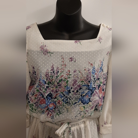 Vintage Women's Summer Dress Semi Sheer Size 13/14 Floral Belted Made in Canada - Picture 2 of 7